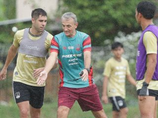 Milomir Seslija Puji Penampilan Anak Asuhnya Saat Menang Atas Persik Kediri dan Berharap Performa Positif Masih Berlanjut