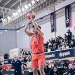 Pebasket muda Indonesia, Anto Boyratan, mencetak sejarah dengan menjadi pemain pertama dari Tanah Air yang bergabung dengan klub NBL1 South Australia, Dandenong Rangers.