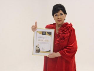 Penyanyi Legendaris Titiek Puspa Dirawat di ICU