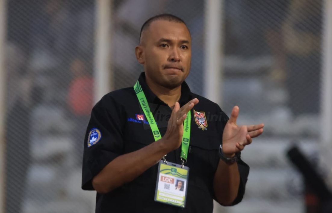 Komisaris Malang United, Djoko Purwoko, menyoroti debut Patrick Kluivert sebagai pelatih kepala Timnas Indonesia yang gagal membawa Timnas taklukkan Australia. (Foto: Dok. Pribadi).