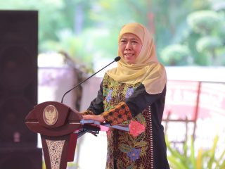 Khofifah Absen dari Pemeriksaan KPK Karea Cuti Hadiri Wisuda Anak di Cina