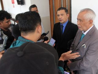 Keterangan Saksi PT Position Tak Konsisten, Majelis hakim Memutuskan Melakukan Skorsing