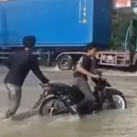 Banjir Menggenangi Kota Medan, Rico Waas Turun Kelokasi
