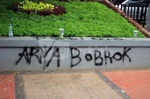 Demo Ultras Garuda di Depan Kantor PSSI_Foto Viralterkini (16)