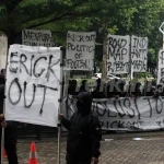 Demo Ultras Garuda di Depan Kantor PSSI_Foto Viralterkini (20)