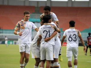 Aksi Persikad Menang Telak Lawan Persekat