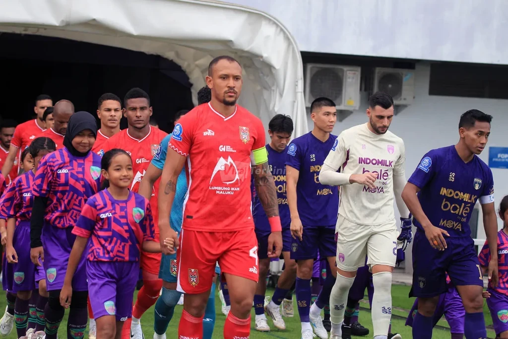 Persita vs Malut United FC (1)