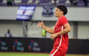 Persita vs Malut United FC (11)