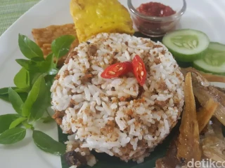 Nasi Tutug Oncom Legenda Kuliner dari Tasikmalaya