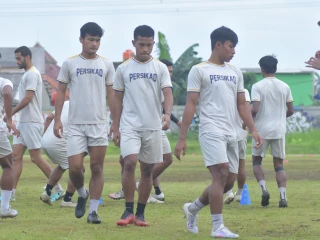 WhatsApp Image 2025-12-10 at 07.40.02