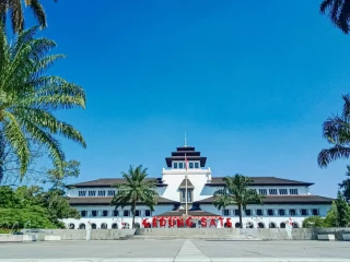 APBD Jabar Tinggal Rp500 Ribu, Dedi Mulyadi Tegaskan Fokus Layanan Dasar