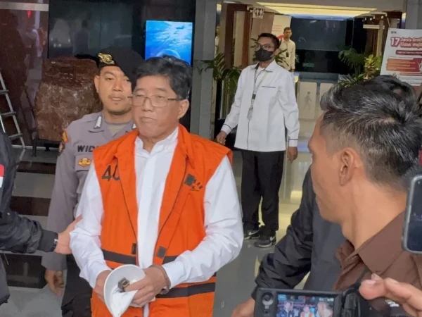 Seorang Pengusaha Tambang Digiring ke Penjara Usai Suap Pengurusan Izin