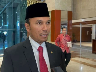 Anggota Komisi V DPR RI dari Fraksi PDI Perjuangan, Edi Purwanto