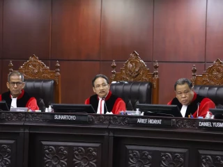 cef12b49d13115e517e693b28dd1bf5fbdd2385d23759051ea670500366e2ff5.0