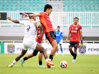 Duel Derbi Persikad vs Garudayaksa FC Berujung Seri