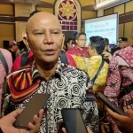 IHSG Bergejolak, DPR Nilai Pengunduran Diri Pimpinan Pasar Modal Tak Menyelesaikan Masalah