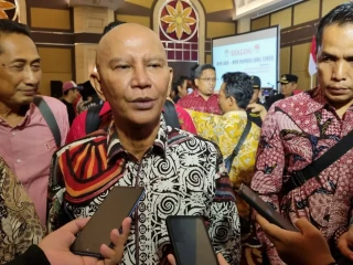 IHSG Bergejolak, DPR Nilai Pengunduran Diri Pimpinan Pasar Modal Tak Menyelesaikan Masalah