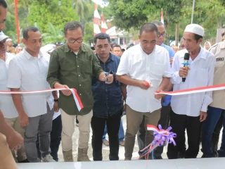 Momen Viral Sukses Bangun 2.412 Rumah Rakyat dalam 3 Tahun Tanpa Henti!