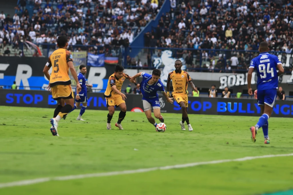 WhatsApp Image 2026-01-12 at 00.29.42 (1)