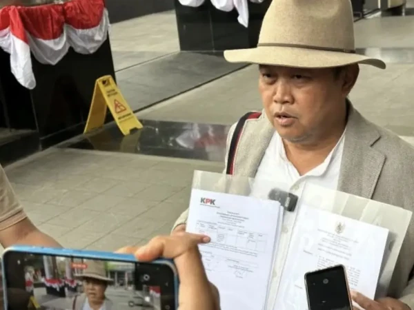 Istri Pejabat Kemenag Diduga Simpan Dana Rp32 Miliar, MAKI Langsung Serahkan Data ke KPK