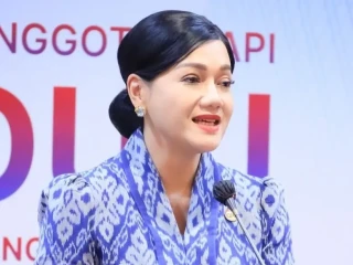 Perjalanan Tak Biasa Friderica Widyasari Dewi Menuju Kursi Ketua OJK