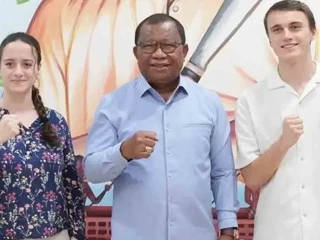 Kepercayaan Internasional Menguat, Dua Mahasiswa Prancis Ikuti Program Akademik dan Magang di Unpatti