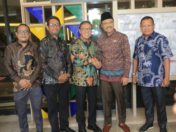 Segera Bangun Sekolah Rakyat, Bupati Halteng Temui Mensos