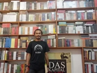 Menebas Hantu Retorik, Menafasi Debat RTRW Ke Ruang Data dan Hukum