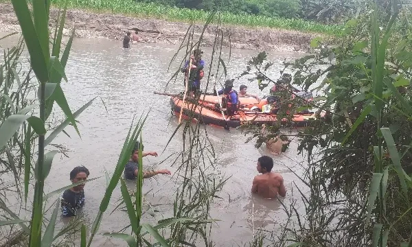 Perempuan 46 Tahun Hilang di Sungai Sumba Timur