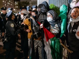 Hak Asasi Dipertanyakan, Aktivis Pro-Palestina Leqaa Kordia Alami Kejang di Penahanan