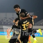 Dewa United FC Melawan Borneo FC_Foto Viralterkini (11)