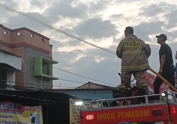 Kebakaran Rumah di Tanjung Priok Akibat Korsleting