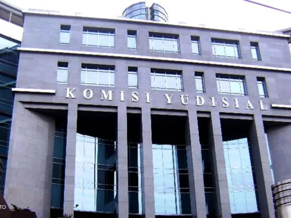 KY Dukung OTT KPK, Tegaskan Prinsip Zero Tolerance