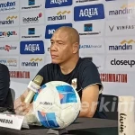 Pelatih Timnas Indonesia U-17, Nova Arianto, menegaskan pentingnya penguatan mental, keberanian dalam duel fisik, serta peningkatan jam terbang internasional bagi para pemainnya.