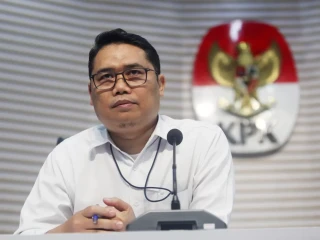 KPK Telusuri Jejak Kabur Pemilik PT Blueray Cargo dalam Kasus Suap Impor Barang KW