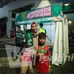 Puluhan Ribu Paket Alat Tulis Terkumpul dari Gerakan Donasi Persebaya Untuk Semua menjadi bukti kuat solidaritas suporter dan manajemen klub terhadap dunia pendidikan. (Foto: Persebaya).