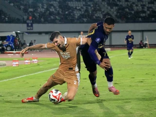 Aksi Persita Kalah Atas Dewa United FC