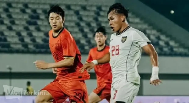 Timnas Indonesia U-17 kembali harus mengakui keunggulan China U-17 setelah kalah dengan skor tipis 2-3 dalam pertandingan uji coba internasional yang digelar di Stadion Indomilk Arena, Kabupaten Tangerang, Rabu (11/2/2026).