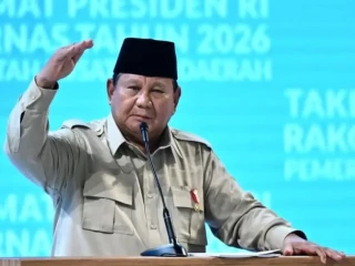 Revolusi Prabowo 2026: Ubah Sampah Jadi Listrik di 34 Kota dan Hapuskan 'Kutukan' Atap Karat di Indonesia!