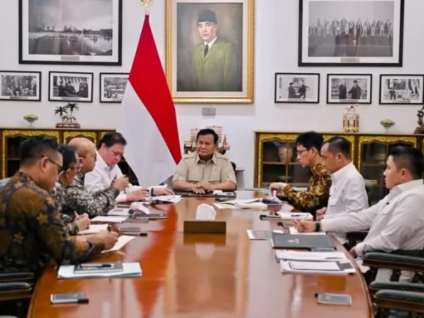 Respon Harga Minyak, Pemerintah Dorong WFH dan Efisiensi