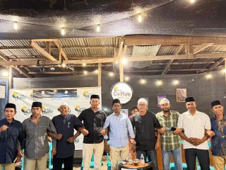 Uji Visi Lingkungan, Para Calon Kades di Tepeleo Sepakati Pakta Integritas Pengelolaan Sampah