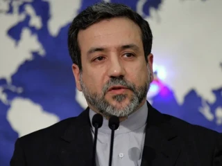 Iran Tegaskan Hak Bela Diri, Semua Basis Musuh Jadi Target