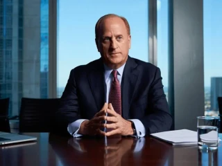 Dari Toko Sepatu ke Puncak BlackRock, Siapa Larry Fink?