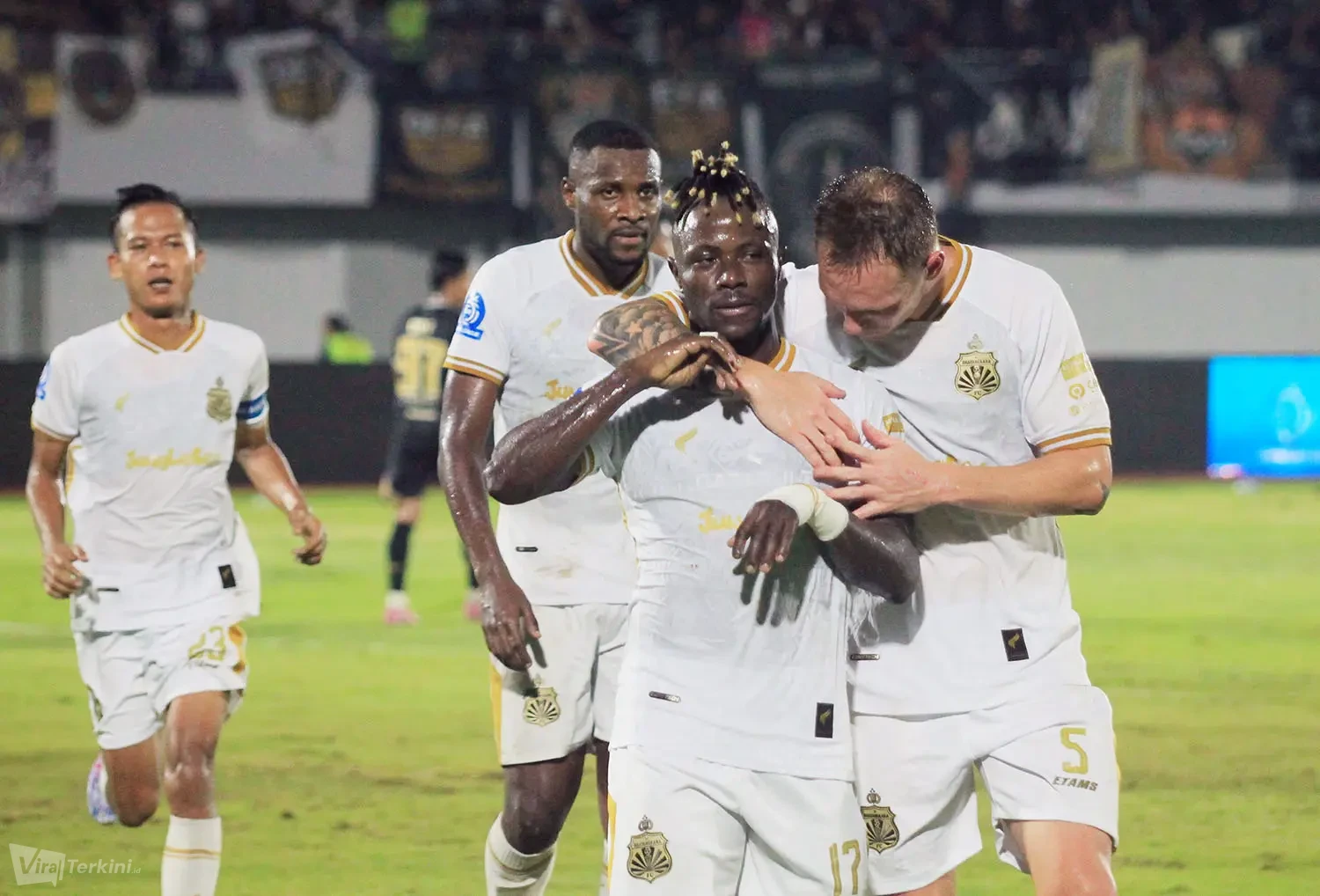 Dewa United FC vs Bhayangkara Presisi Lampung FC_Foto Viralterkini (286)