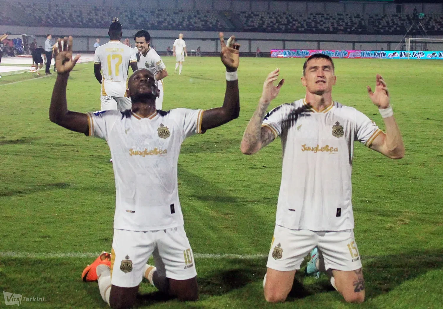 Dewa United FC vs Bhayangkara Presisi Lampung FC_Foto Viralterkini (477)