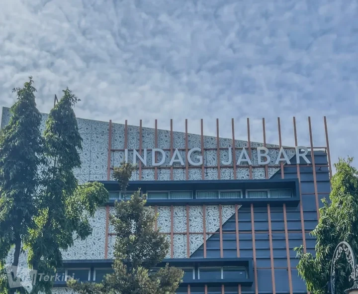 f87ad686280527931fd51811e92958c0