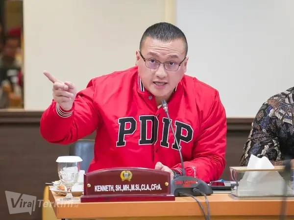 Kenneth Tegaskan Izin Padel Tak Boleh Sembarangan