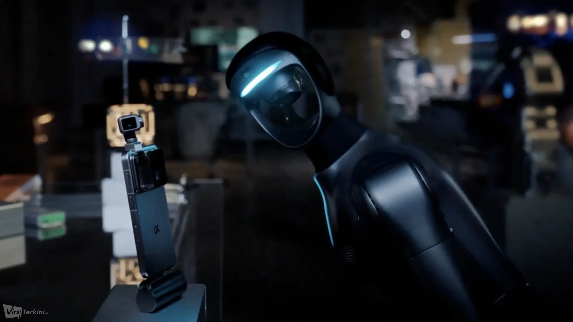 Honor-debuts-humanoid-robot-at-MWC-2026