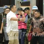 kejaksaan-agung-menetapkan-samin-tan-sebagai-tersangka-dalam-perkara-tindak-pidana-korupsi-penyimpangan-dalam-pengelolaan-pert-1774659763116_169