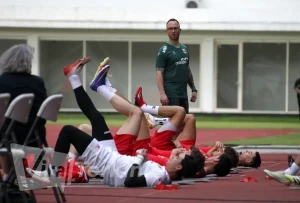 Latihan Timnas Indonesia_Foto Viralterkini (7)